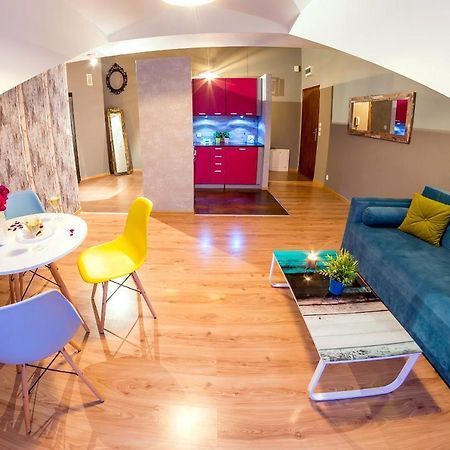 Style Apartment Next To Kazimierz And Old Town + Netflix Krakow Dış mekan fotoğraf