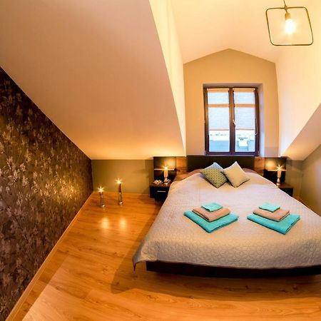 Style Apartment Next To Kazimierz And Old Town + Netflix Krakow Dış mekan fotoğraf