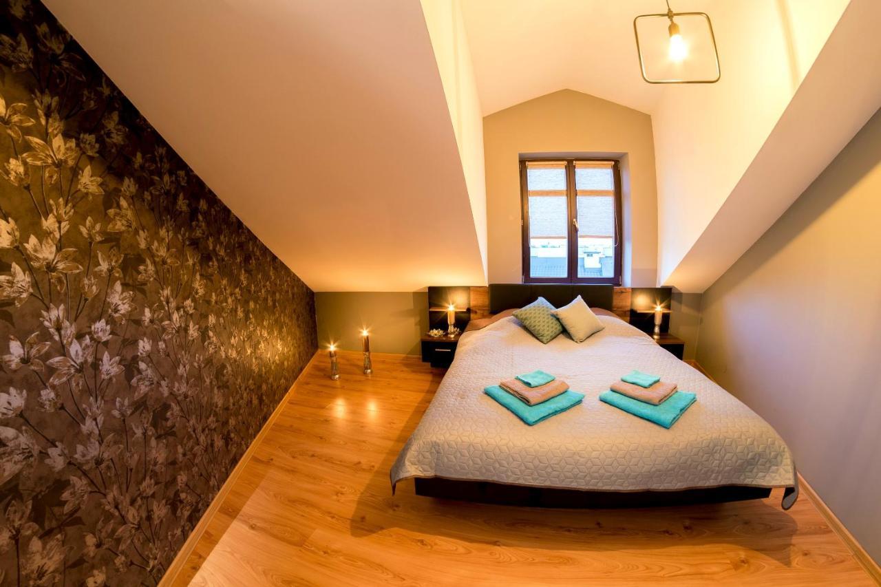 Style Apartment Next To Kazimierz And Old Town + Netflix Krakow Dış mekan fotoğraf